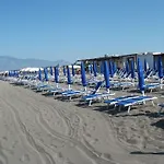 Hotel Paradiso فندق