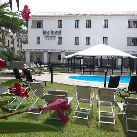 Bns Francisco 4*